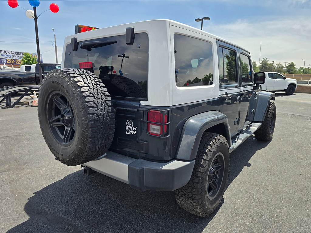 2017 Jeep Wrangler Unlimited Chief - Photo 8