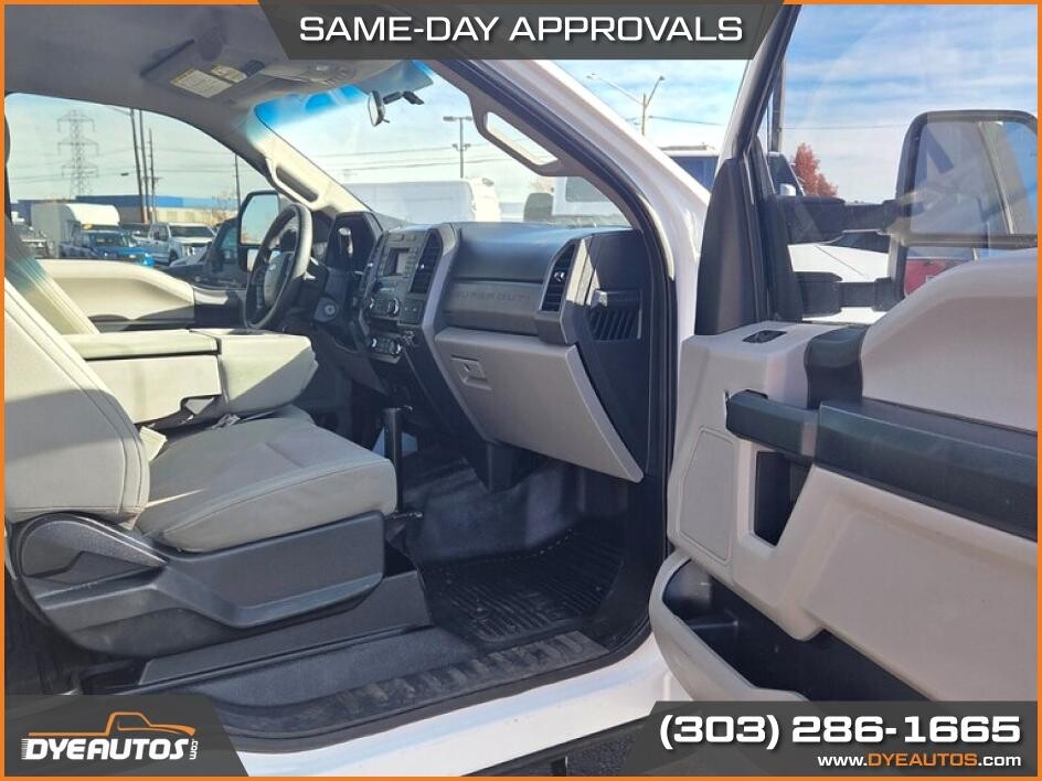 2018 Ford F250 SUPER Located at Dye Enterprises light-box-slides