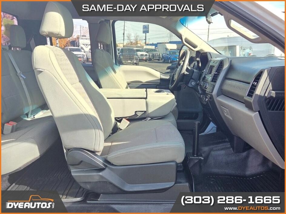 2018 Ford F250 SUPER Located at Dye Enterprises light-box-slides