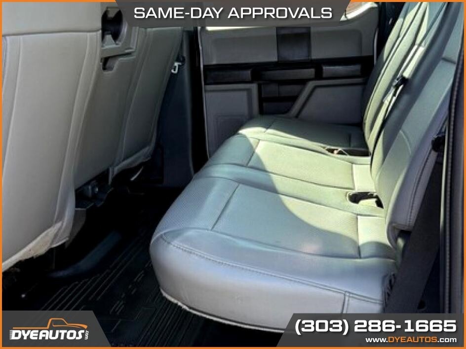 2022 Ford F350 SUPER Located at Dye Enterprises light-box-slides