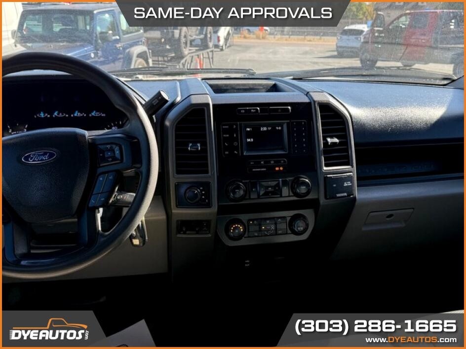 2022 Ford F350 SUPER Located at Dye Enterprises light-box-slides