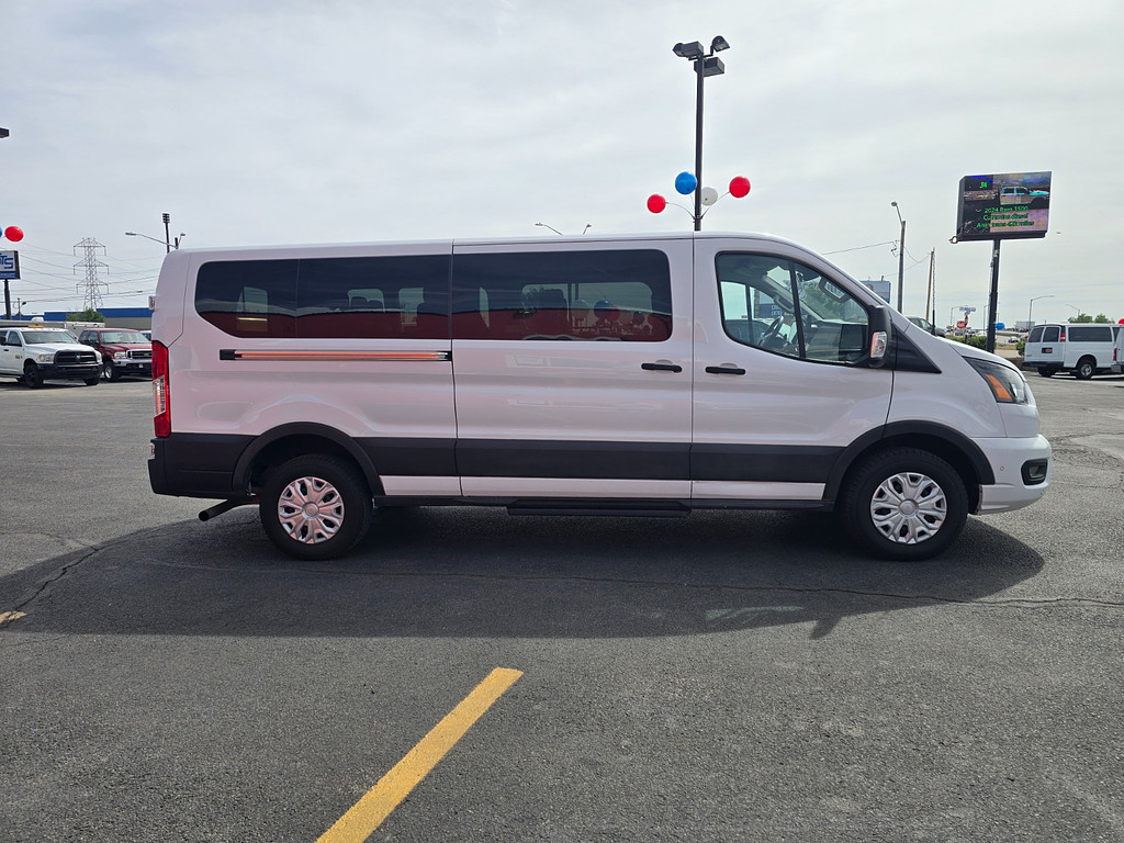 2023 Ford Transit Passenger Van XLT - Photo 6