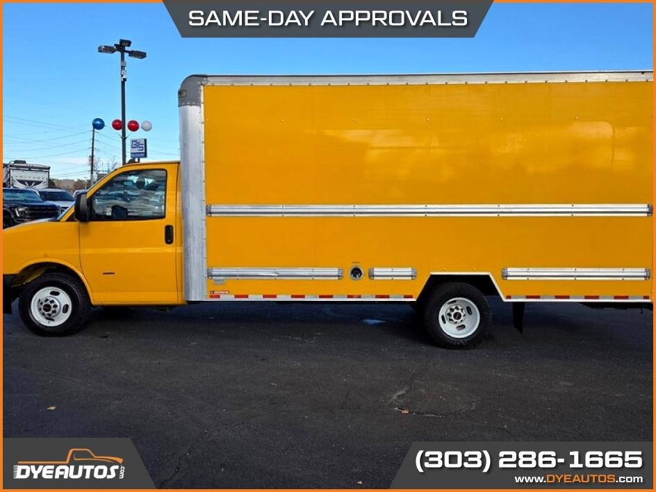 2021 Gmc Savana 3500 Cutaway photo 4