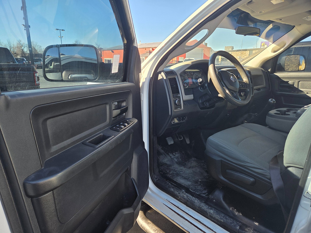 2012 Dodge RAM 4500 Located at Dye Enterprises light-box-slides