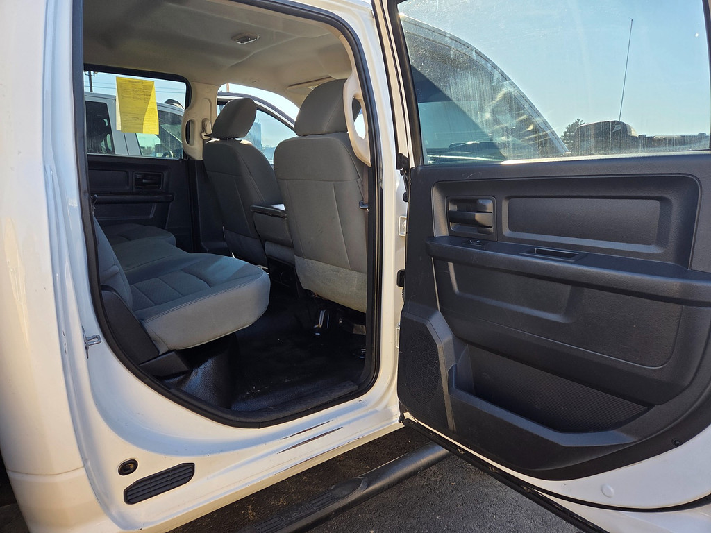 2012 Dodge RAM 4500 Located at Dye Enterprises light-box-slides