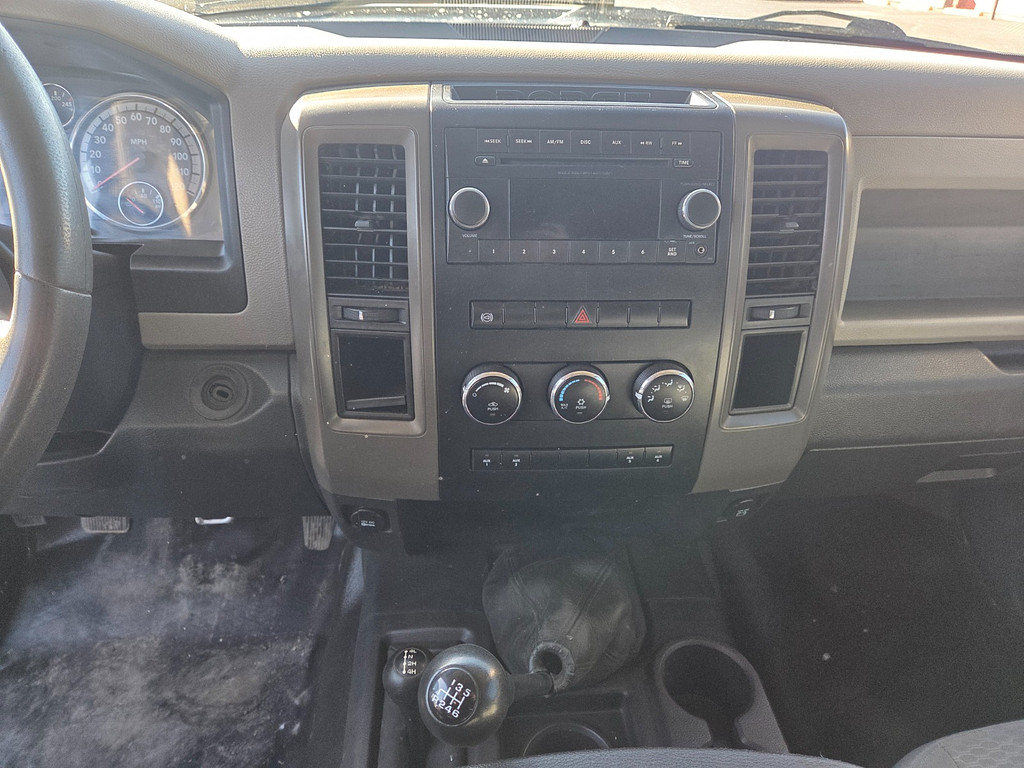 2012 Dodge RAM 4500 Located at Dye Enterprises light-box-slides