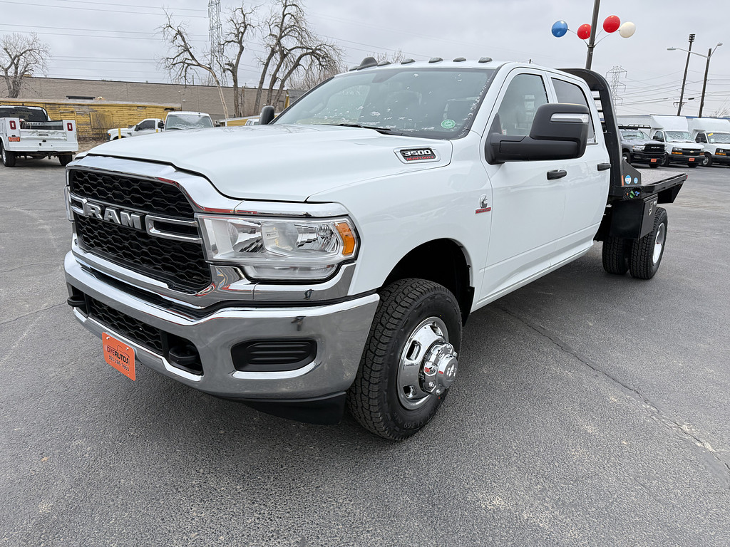 2024 RAM 3500 TRADE Located at Dye Enterprises light-box-slides