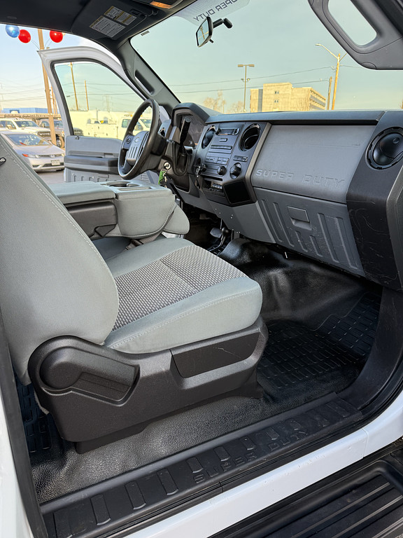 2012 Ford F450 Located at Dye Enterprises light-box-slides