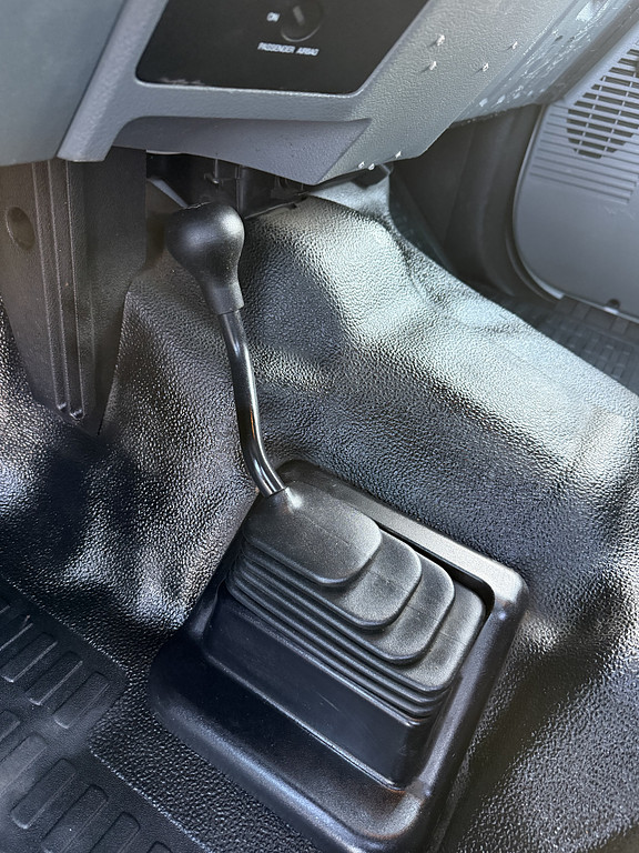 2012 Ford F450 Located at Dye Enterprises light-box-slides