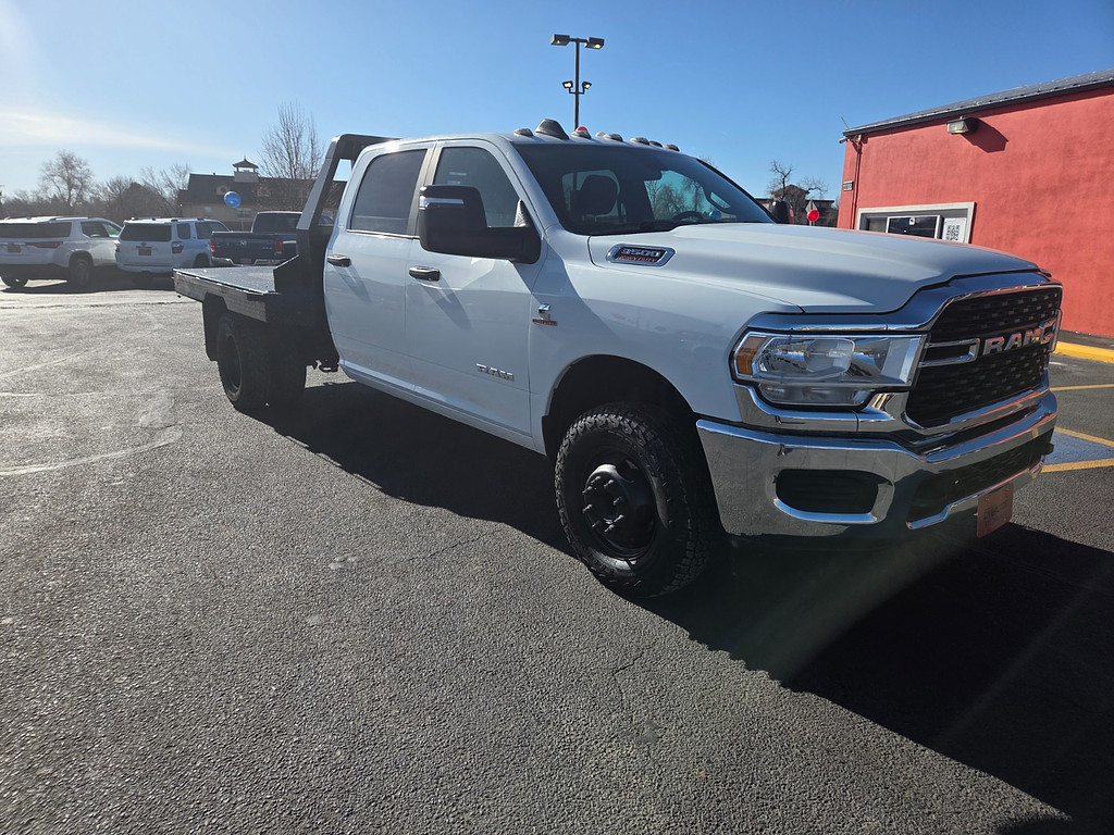 2024 RAM Ram 3500 Chassis Cab SLT