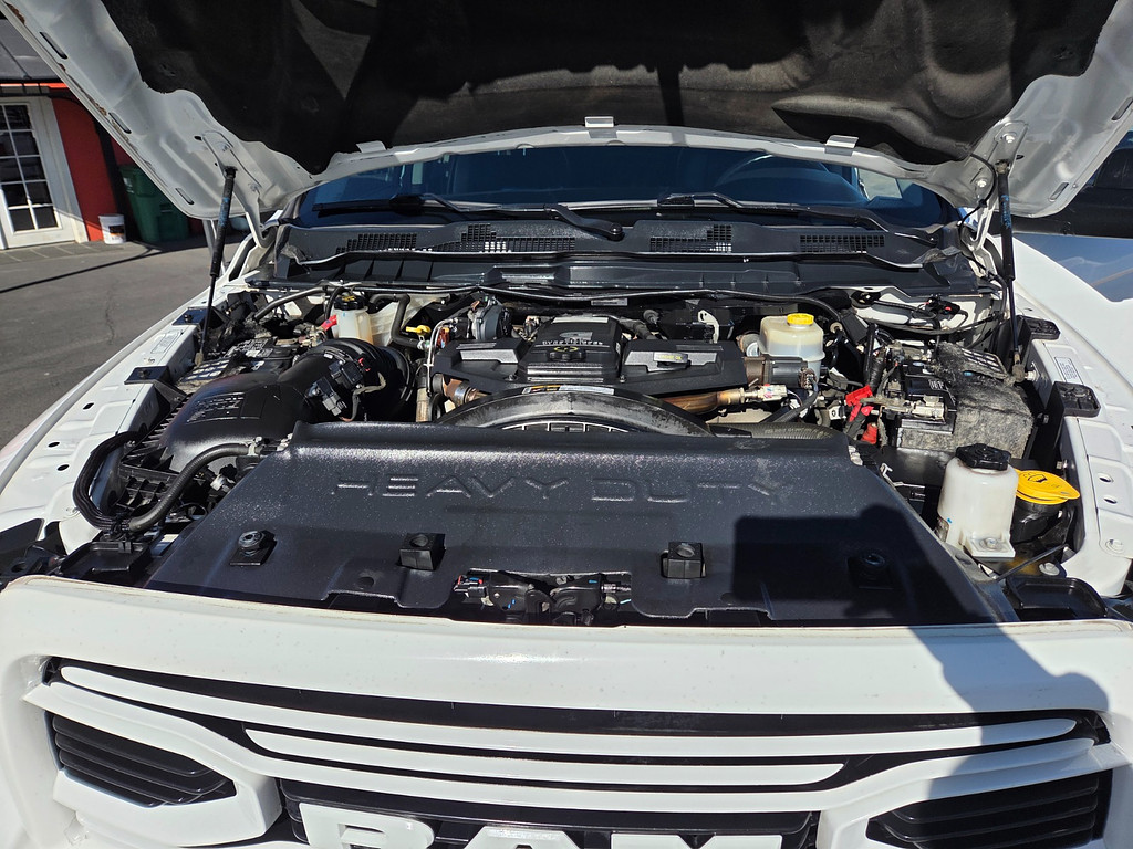 2018 RAM 2500 Located at Dye Enterprises light-box-slides