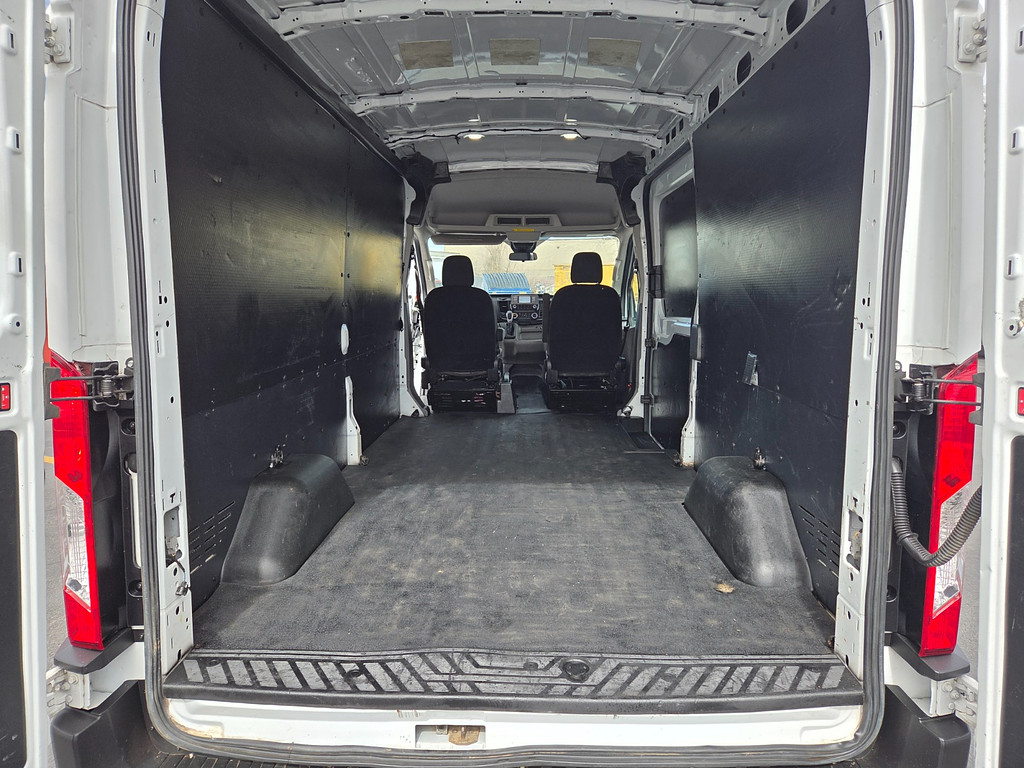 2020 Ford TRANSIT 250 Located at Dye Enterprises light-box-slides