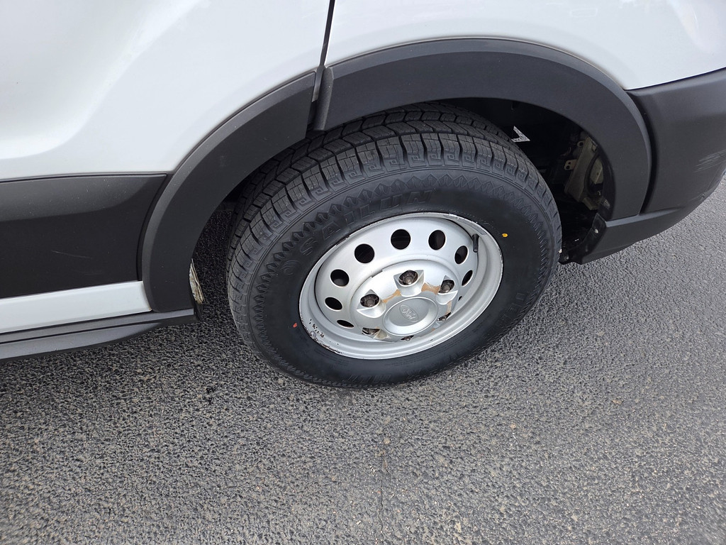 2020 Ford TRANSIT 250 Located at Dye Enterprises light-box-slides