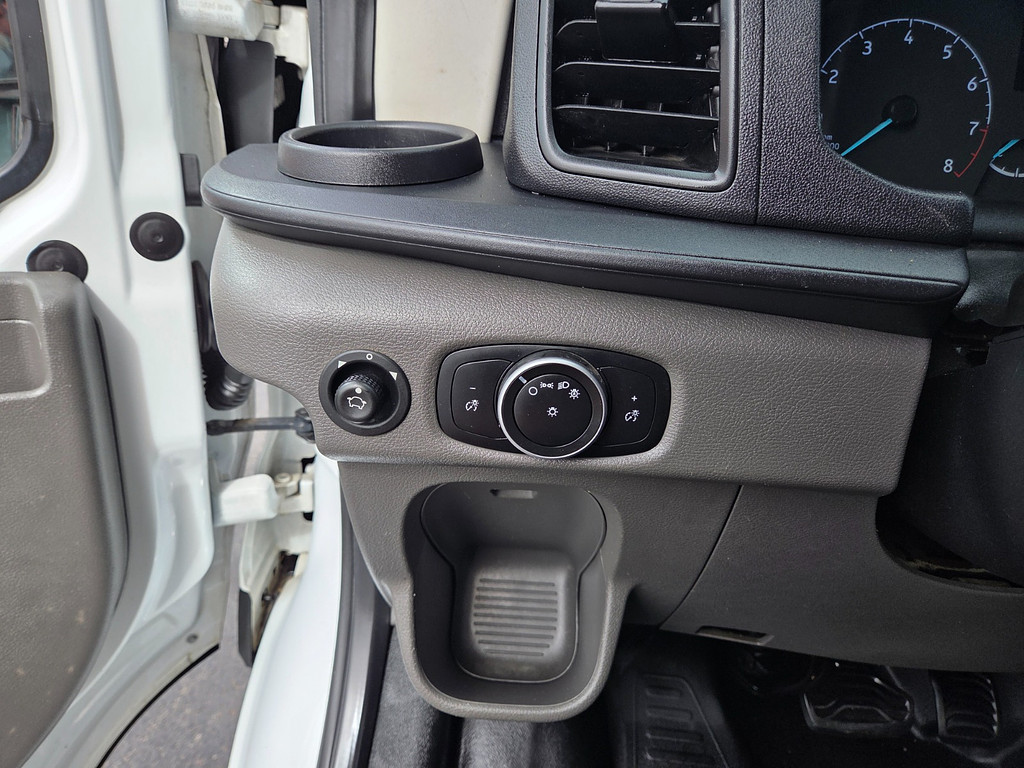 2020 Ford TRANSIT 250 Located at Dye Enterprises light-box-slides