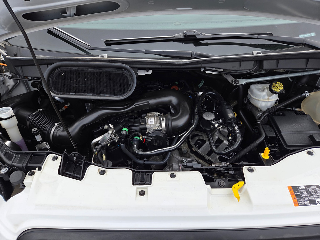 2020 Ford TRANSIT 250 Located at Dye Enterprises light-box-slides