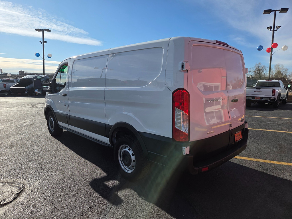 2020 Ford TRANSIT 250 Located at Dye Enterprises light-box-slides