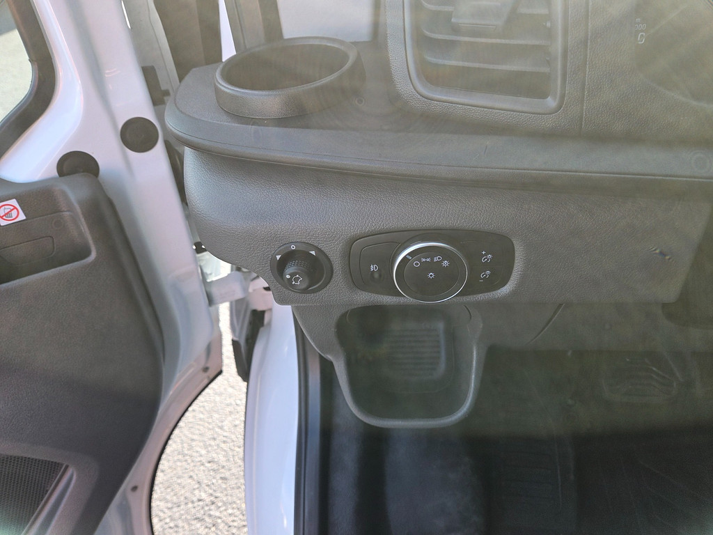 2020 Ford TRANSIT 250 Located at Dye Enterprises light-box-slides