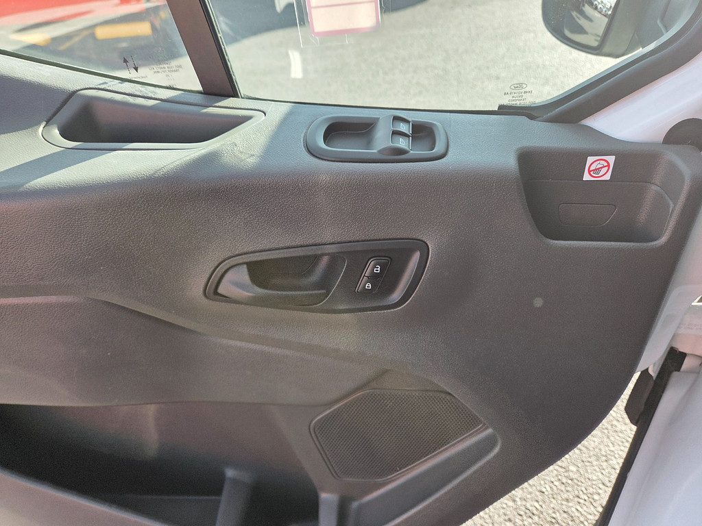 2020 Ford TRANSIT 250 Located at Dye Enterprises light-box-slides