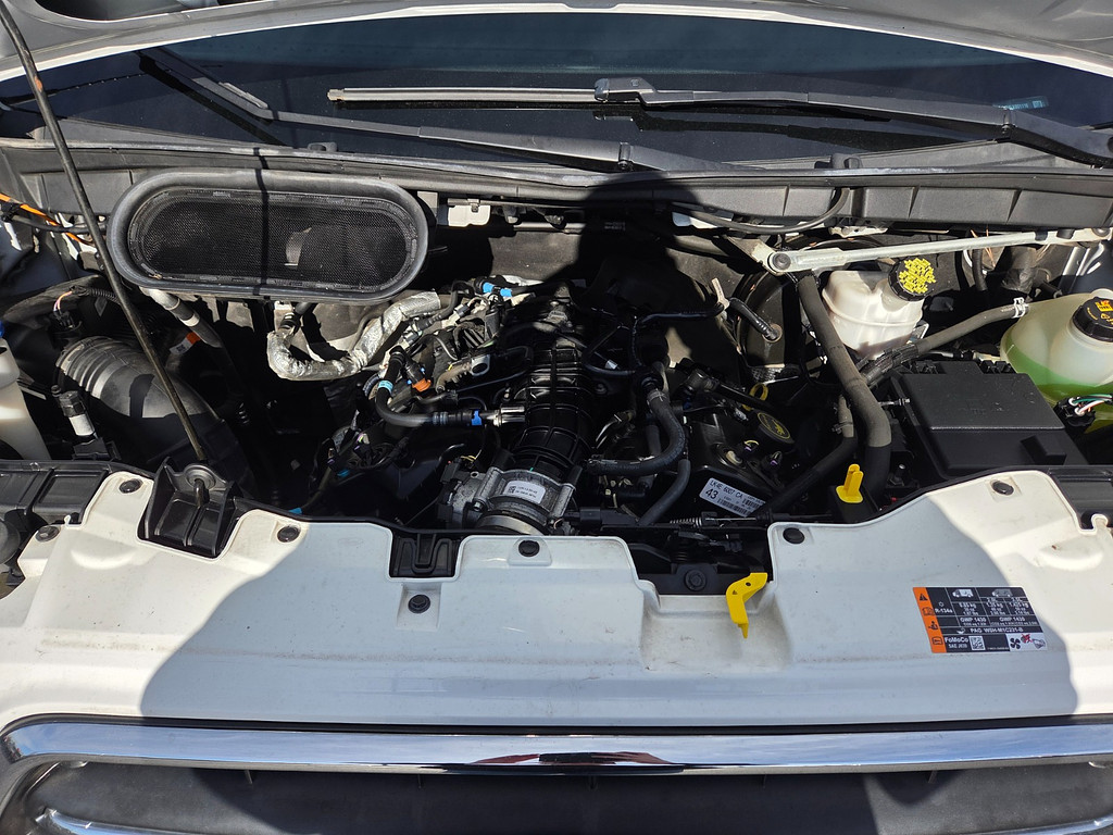 2020 Ford TRANSIT 250 Located at Dye Enterprises light-box-slides