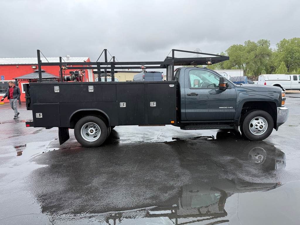 2019 Chevrolet Silverado Located at Dye Enterprises light-box-slides
