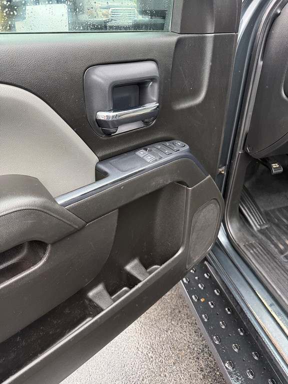 2019 Chevrolet Silverado Located at Dye Enterprises light-box-slides