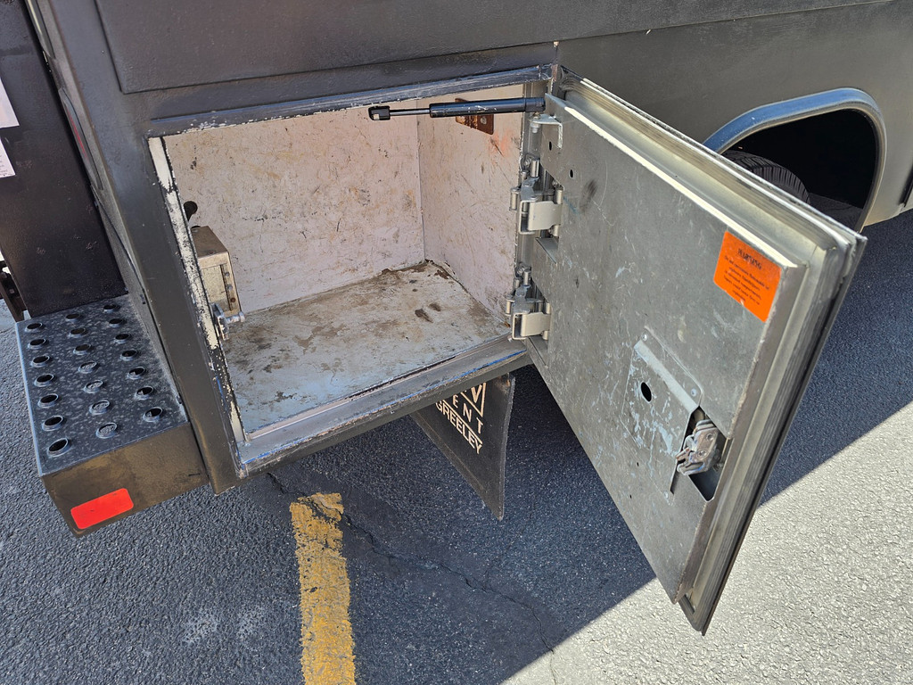 slide-image