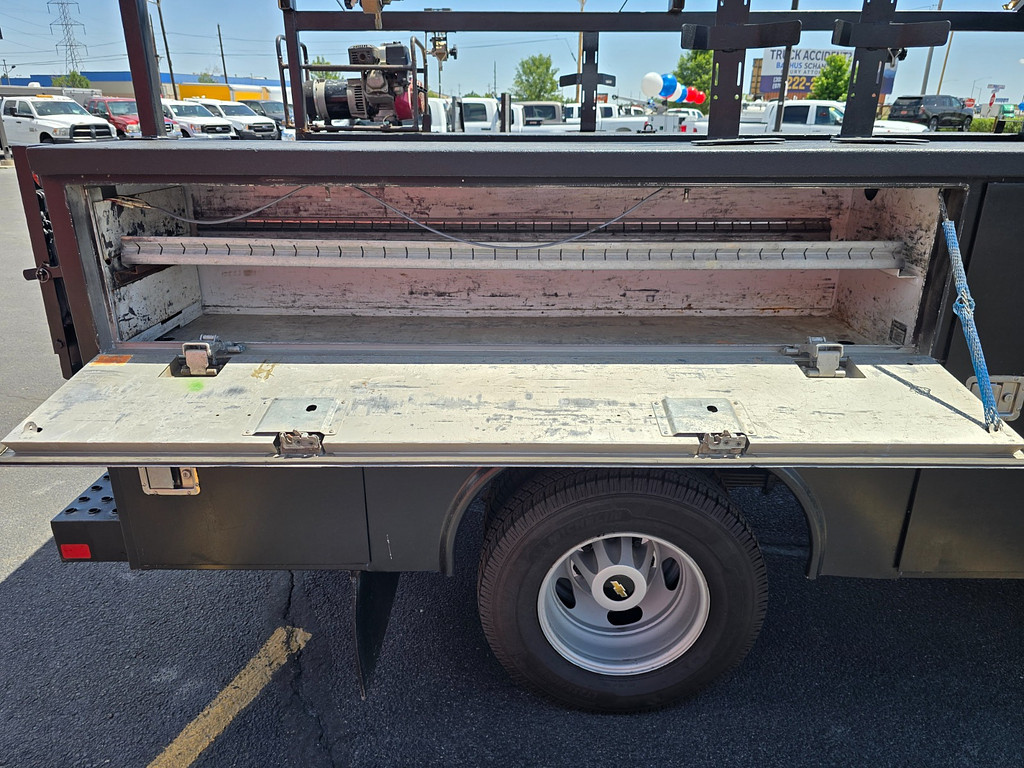 slide-image