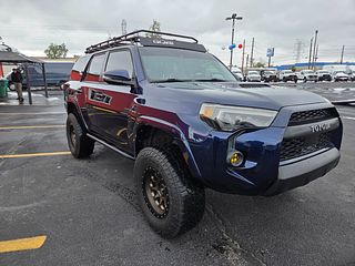 Thumbnail - 2020 Toyota 4Runner