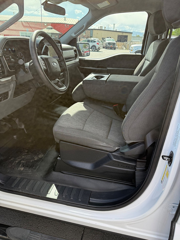 2021 Ford F150 Located at Dye Enterprises light-box-slides