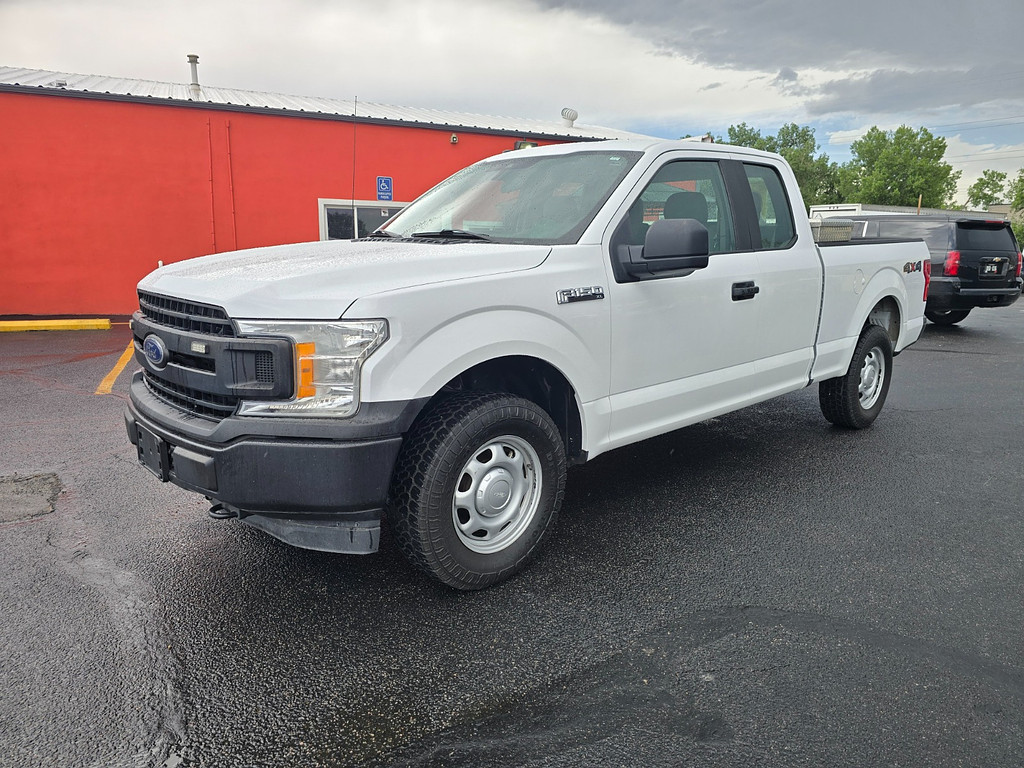 White 2019 Ford F-150 XL SuperCab 4WD Pickup Truck Four-Wheel Drive Automatic
