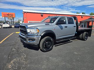 2022 RAM 5500 Located at Dye Enterprises Thumbnail - 2022 RAM 5500