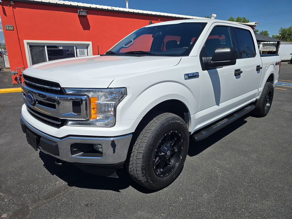 View vehicle photo 2
