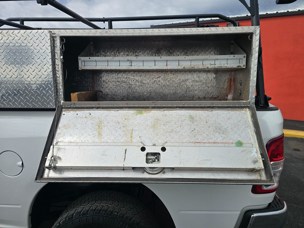 slide-image