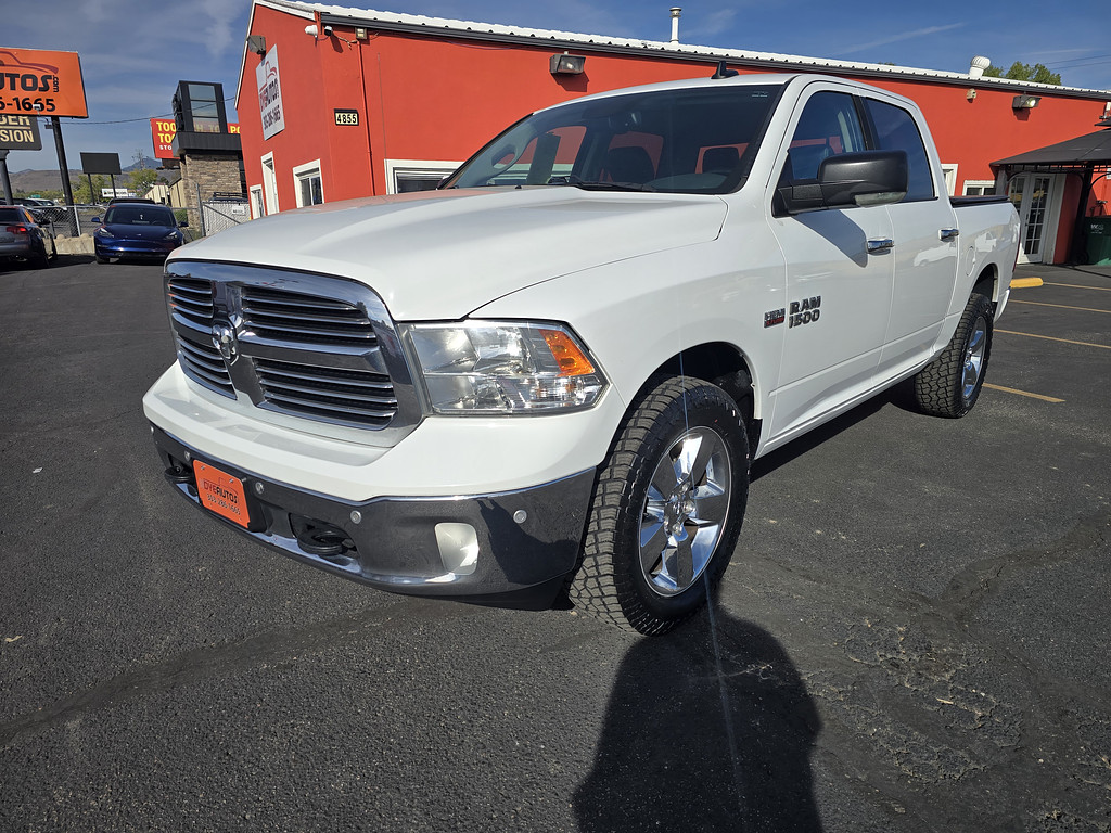 2016 RAM 1500 SLT SLT