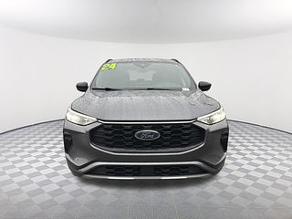 Thumbnail - 2024 Ford Escape
