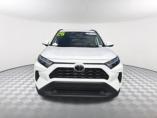 Thumbnail - 2025 Toyota RAV4