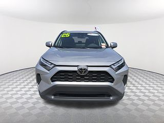 Thumbnail - 2025 Toyota RAV4