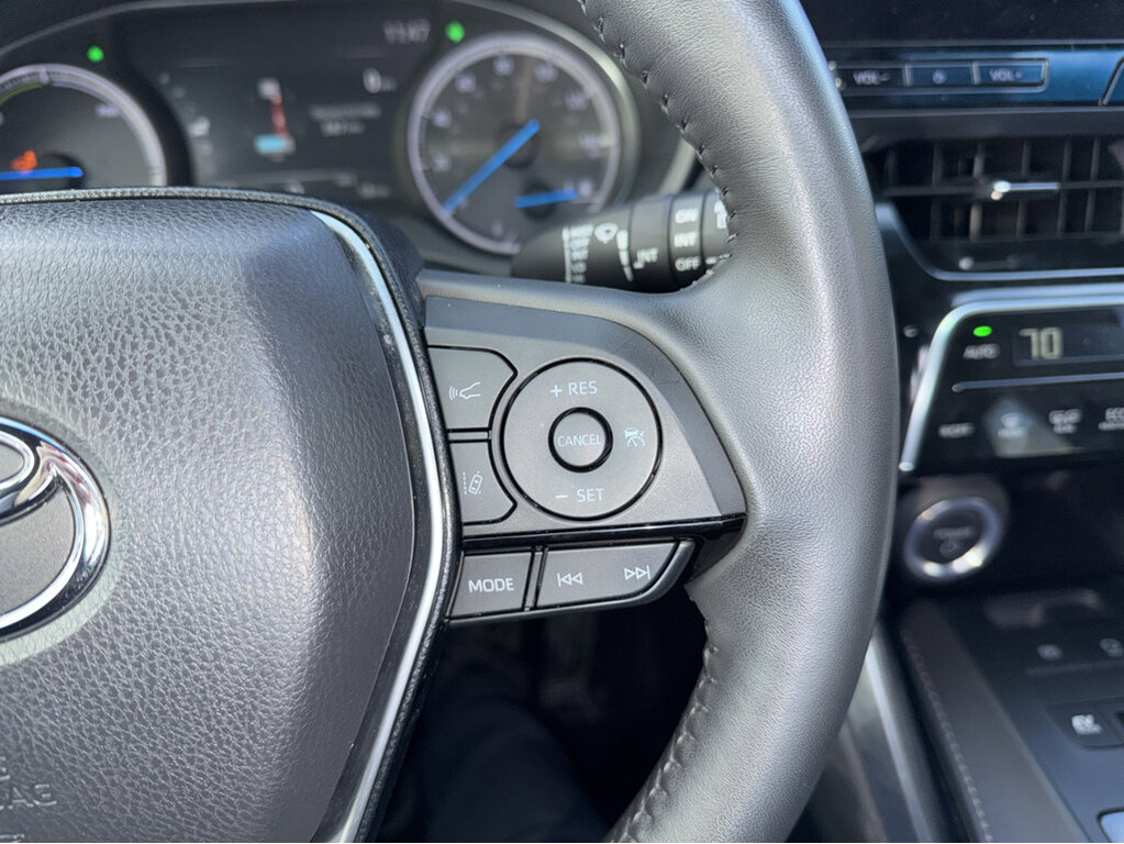 2024 Toyota Venza Located at Smart Motors Toyota slide-image