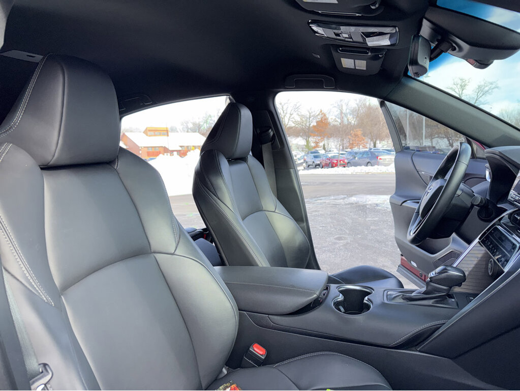 2024 Toyota Venza Located at Smart Motors Toyota slide-image