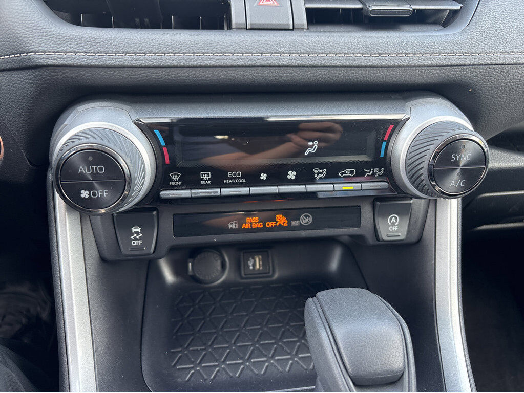 image-27 2025 Toyota RAV4