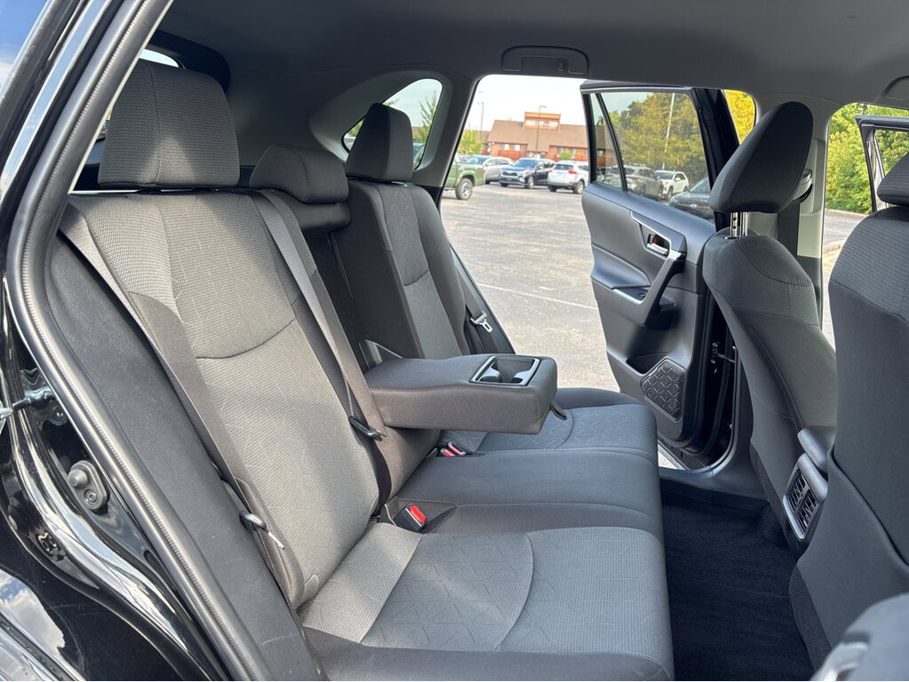 image-32 2025 Toyota RAV4