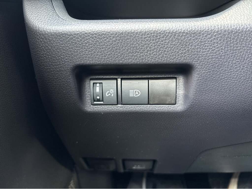 image-37 2025 Toyota RAV4