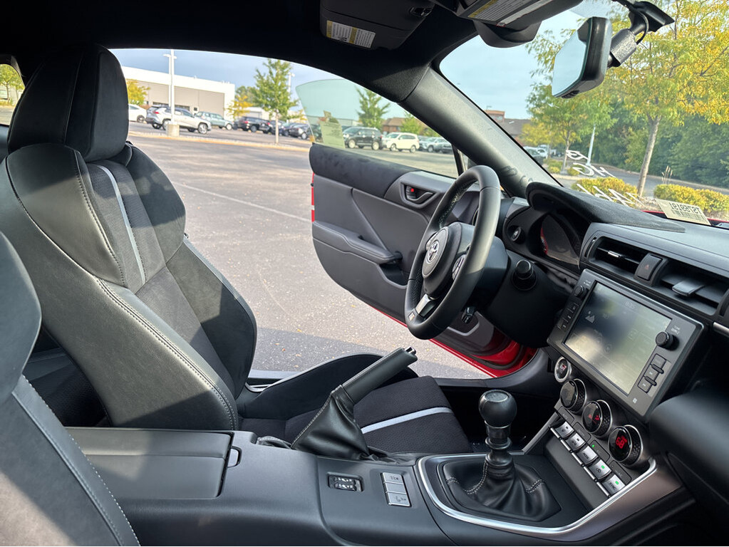 image-28 2025 Toyota GR86
