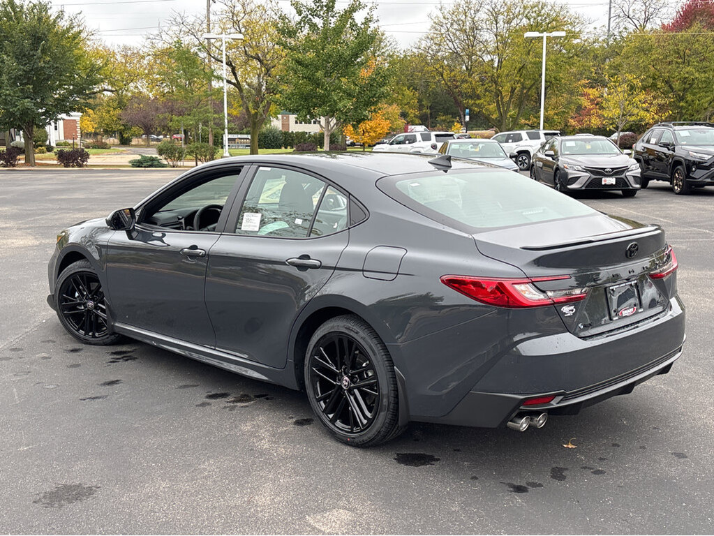 image-11 2026 Toyota Camry Hybrid