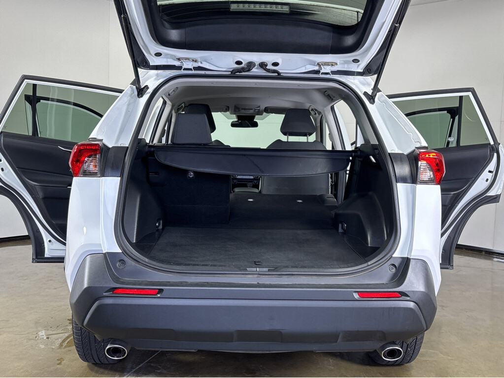 2022 Toyota RAV4 Located at Smart Motors Toyota slide-image