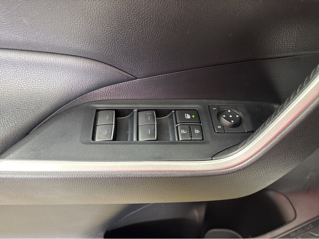 2022 Toyota RAV4 Located at Smart Motors Toyota slide-image