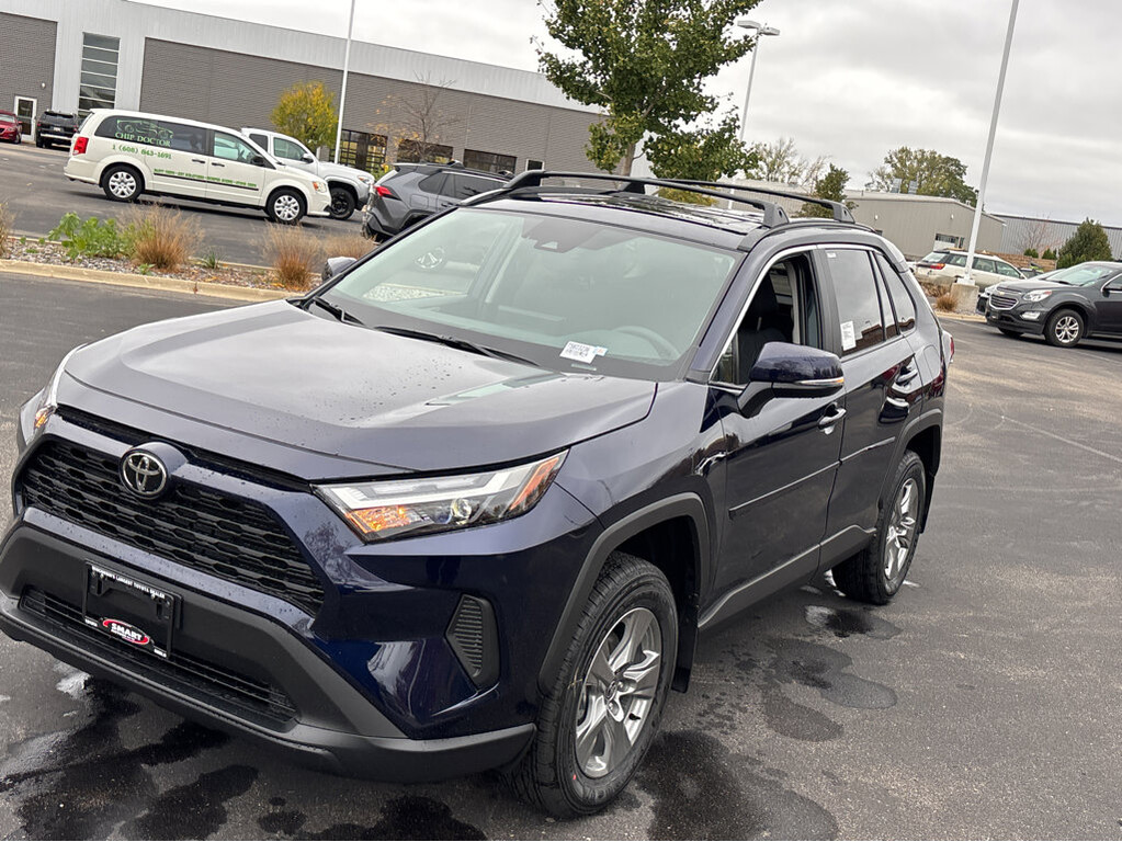 image-9 2025 Toyota RAV4