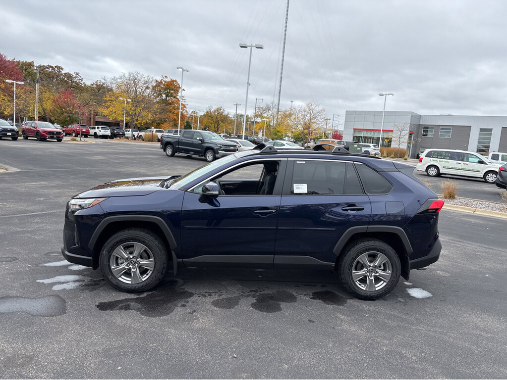image-10 2025 Toyota RAV4
