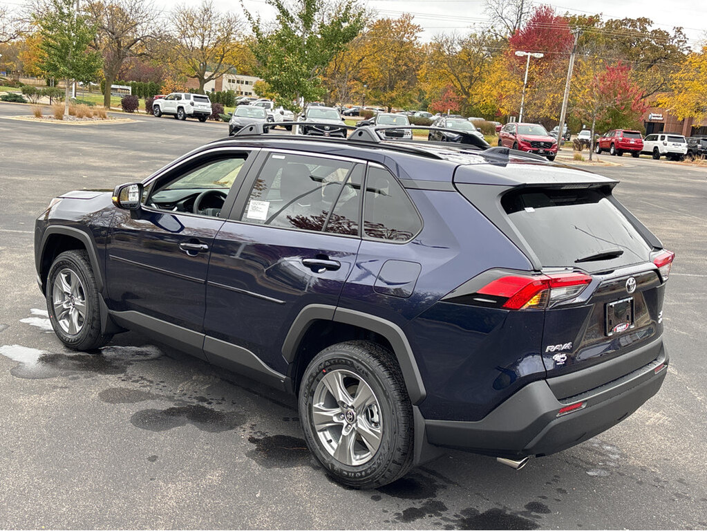 image-11 2025 Toyota RAV4