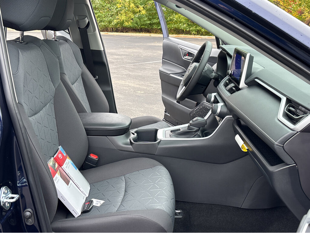 image-21 2025 Toyota RAV4